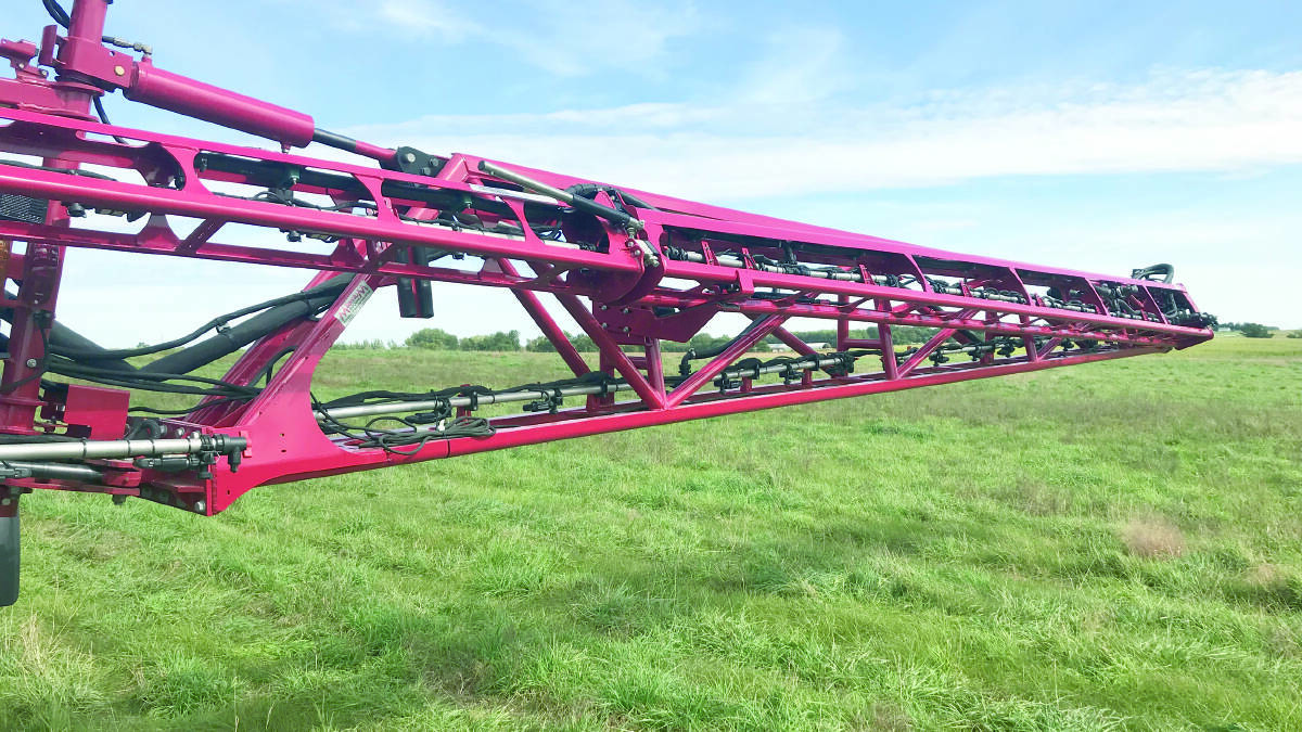 Case IH Patriot 4430s will now come with the option of a larger 41.1 metre boom, offering increased productivity and better compatibility with Controlled Traffic Farming.