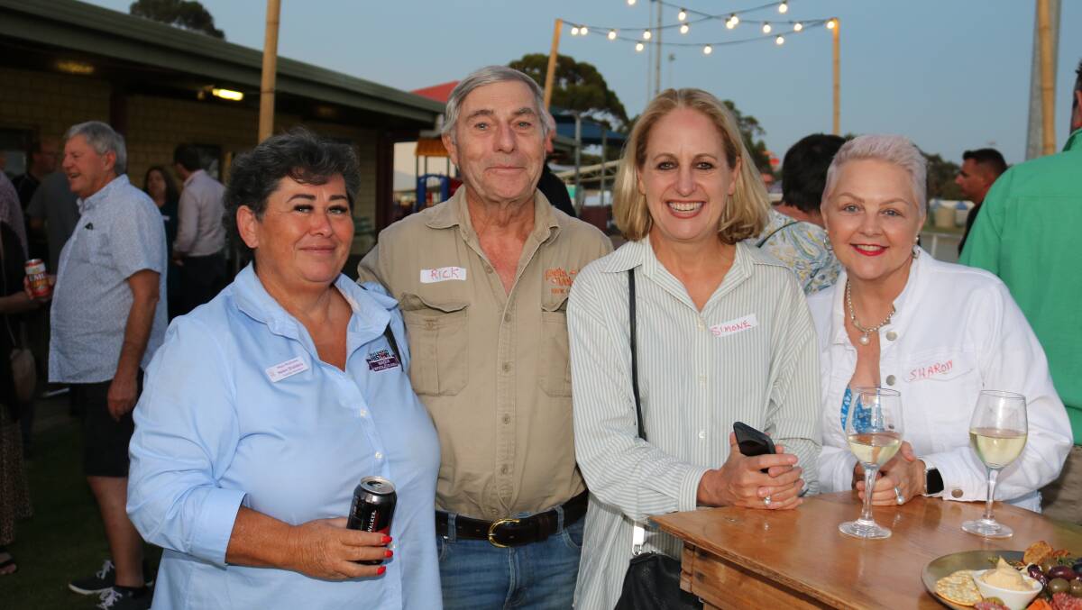 Woolorama trade fair secretary Helen Shalders (left), chatted with red dog vet Rick Fenney, Shark Bay, Bunnings Trade Perth business development manager Simone Caswell and Bunnings Trade Rivervale area business development manager Sharon Hofmann.