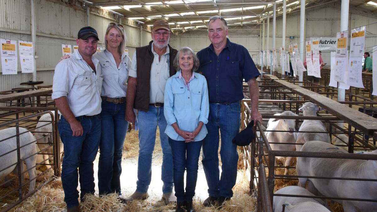 Kaya stud co-principal Adrian Veitch (right) with the sales volume buyers Ben (left) and Nicole Crozier, BR & NE Crozier, Wilcannia, New South Wales and Allan and Jill Crozier, AK & JL Crozier, Ivanhoe, NSW. in the sale Ben and Nicole purchased four White Dorper rams at an average of $1475 and 19 Dorper ewes at an $842 average while Allan and Jill secured 12 Dorper rams at a $2042 average and five White Dorper ewes at a $1060 average.