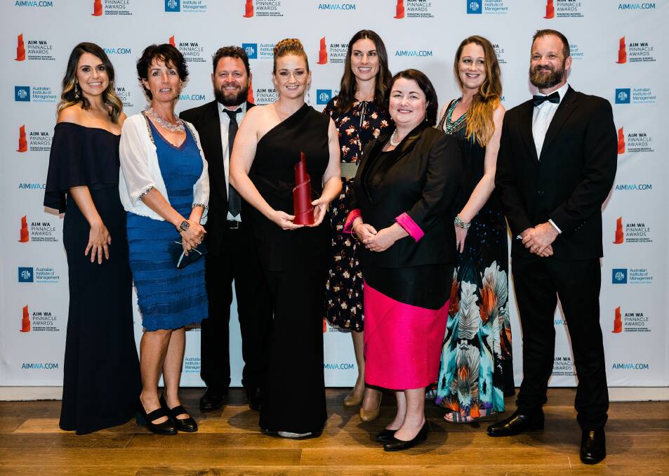 At the PrintSync Pinnacle Awards was Lanna Hill (left) of Media Stable, Meat and Livestock Australia director Erin Gorter, Corrigin sheep producer and The Livestock Collective member Steven Bolt,
The Livestock Collective managing director Holly Ludeman, veterinarian Renee Willis, Nicolle Jenkins from The Hub Marketing Communications, The Livestock Collective project manager Kate Bishop and Gavin Carroll, Lush The Content Agency.