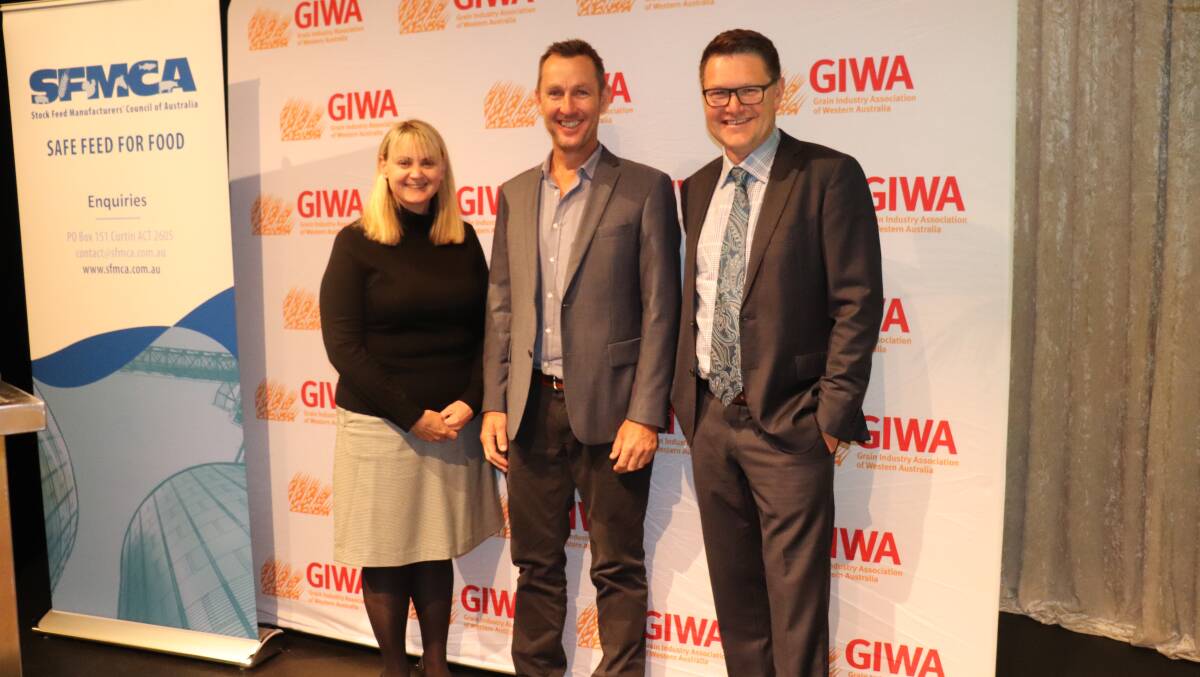  GIWA chairman for the past three years who stood down last week at the annual general meeting Bob Nixon (centre), Kalannie, with new chairman and continuing chairman of the GIWA oat council Ashley Wiese, Highbury, and new vice chairwoman Tress Walmsley, InterGrain.