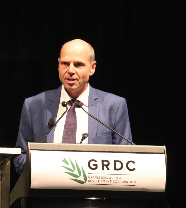 GRDC chairman John Woods spoke about reduced emissions at the Grains Research Update in Perth on Monday.