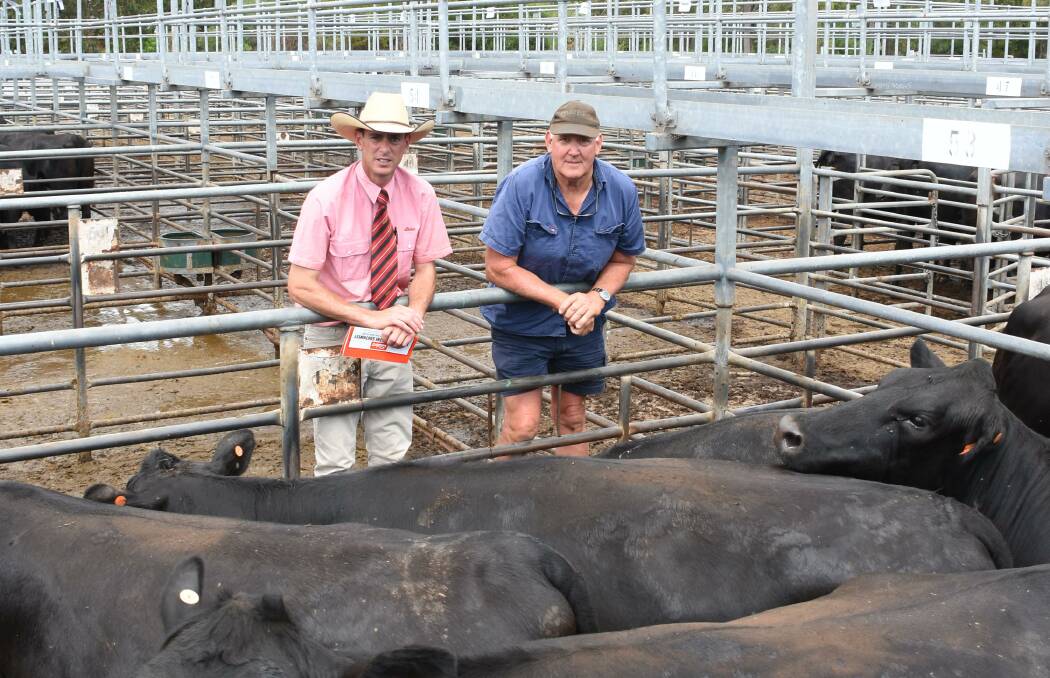 Elders, South West livestock manager and sale co-ordinator Michael Carroll (left) and original sale vendor Keith Jilley, KL & AJ Jilley, Boyanup, who was again a volume vendor in the sale offering 89 Angus-Friesian heifers which sold to a top of $3000.