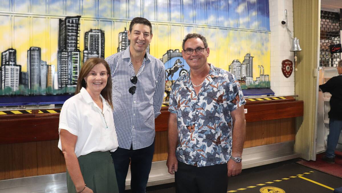 Western Australian Shearing Industry Association (WASIA) president Darren Spencer (right) and executive officer Valerie Pretzel with Perth Lord Mayor Basil Zempilas before the WASIA annual meeting at the Perth & Tattersalls Bowling & Recreation Club.