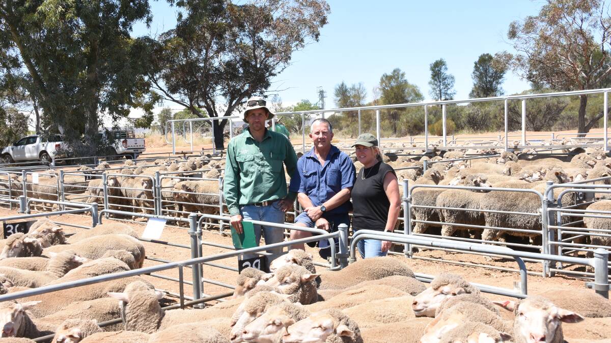 The Thomas family, RE Thomas & Co, Bullaring, sold two lines of July shorn, Ronern blood 1.5yo ewes in the Corrigin leg of the sale and they sold at $84 and $83. With their ewes were Nutrien Livestock, Wickepin/Kulin and Corrigin agent Ty Miller (left) and David and Helen Thomas.