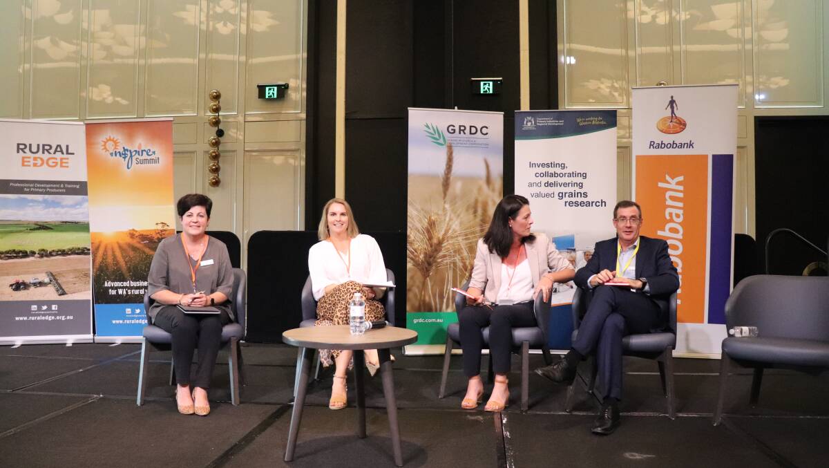 Discussing farm business management was RSM Australia partner and director Jo Gilbert (left), farmers Erin Green, Yuna and Hayley Wandel, Scaddan and BJW Agribusiness consultant Brent Searle.