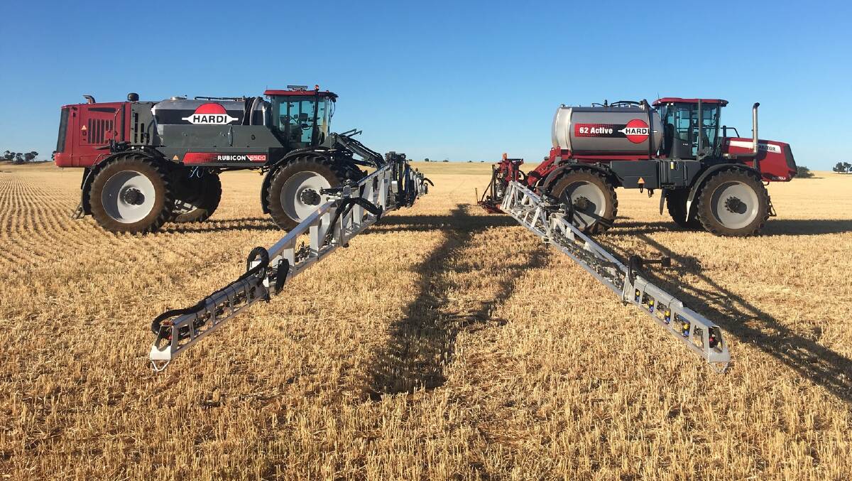 HARDI 6500 and 9000 litre stainless steel tanks are manufactured by a South Australian supplier, which also manufactures 6200L tanks for the Hardi Saritor 62 Active self-propelled boomsprayer.