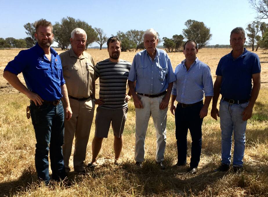 Catching up at the recent Droughtmaster Western Zone meeting last month were Clinton Gartell (left), Clinlee Plains stud, Kirup, Graham Bishop, Deep Valley stud, Donnybrook, Constantine Ortheil, Oilix stud, Donnybrook, Dick Vincent, De Grey Park stud, Capel, Droughtmaster general manager Simon Gleeson and Glen Hoskins, Deep Valley stud, Donnybrook.