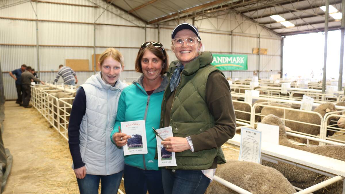 Amy Sandilands (left) and Jess Mentha, Kendenup with volume buyer Sonia Addis, Cranbrook.