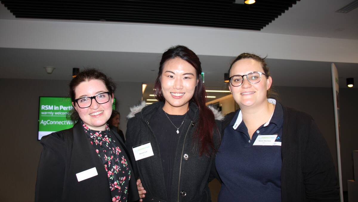 Chatting all things ag-finance were RSM senior accountant Emily McLarty (left), ANZ assistant accountant Shereen Lim and ANZ relationship manger Natalie Marchese.