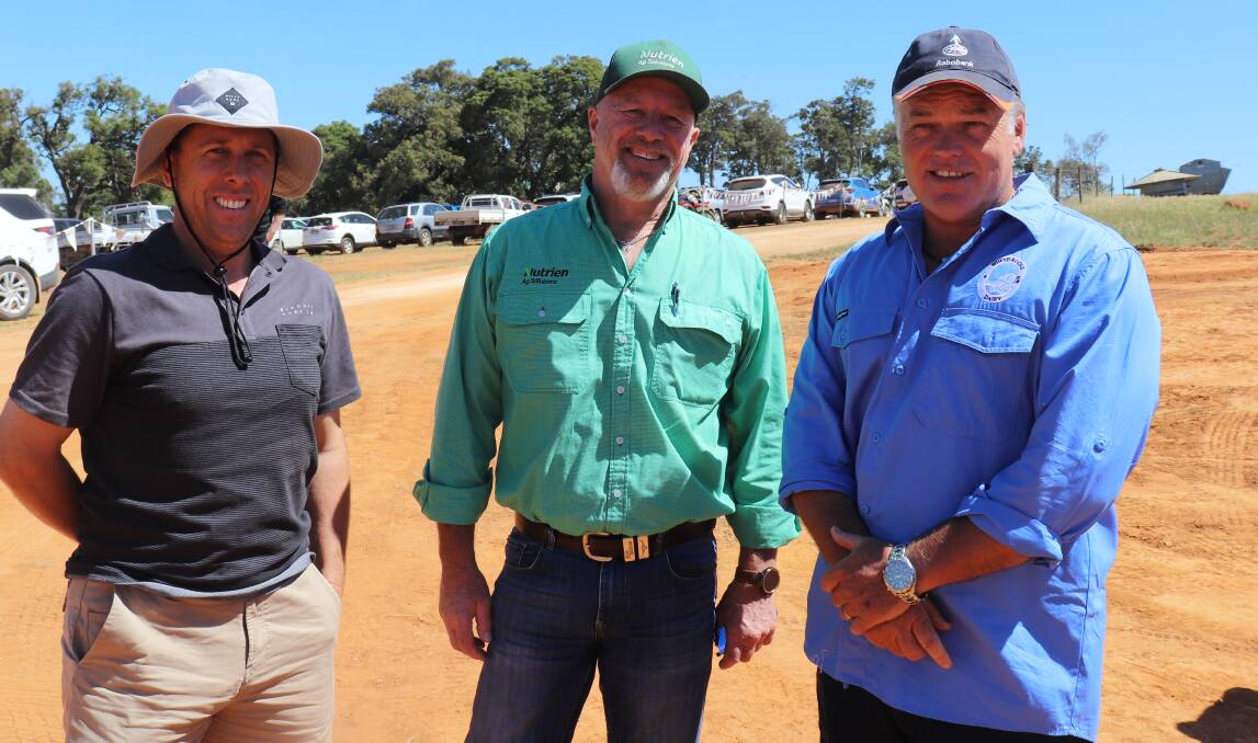 Cattle veterinarian and Dardanup dairy farmer Warrick Tyrrell (left), Nutrien Breeding's Steve Mountford and field day co-host Michael Partridge who stepped down this year after four years as WAFarmers' dairy section president.