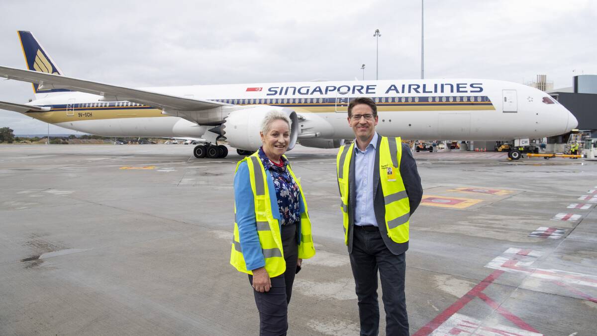 Alannah MacTiernan with DPIRD executive director Liam O'Connell at the Singapore Airlines air freight announcement this year.