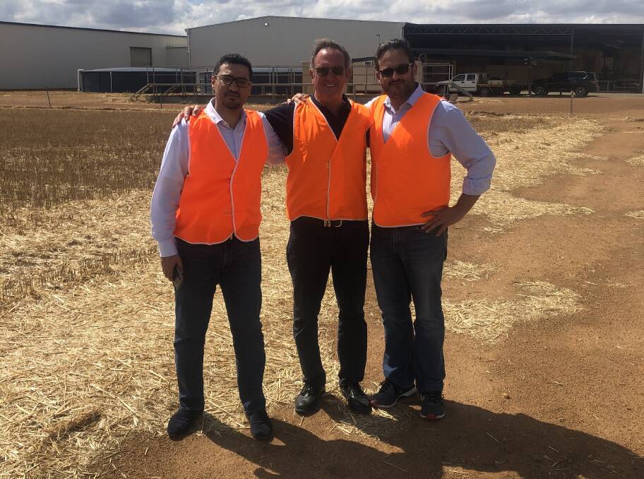 Al Dahra CEO Hussain Al Katheeri (left) and CFO Gianlucca Fabbri (right) recently visited the company's Western Australian site at Wannamal and met with Al Dahra Australia GM, Keith Coakley.
