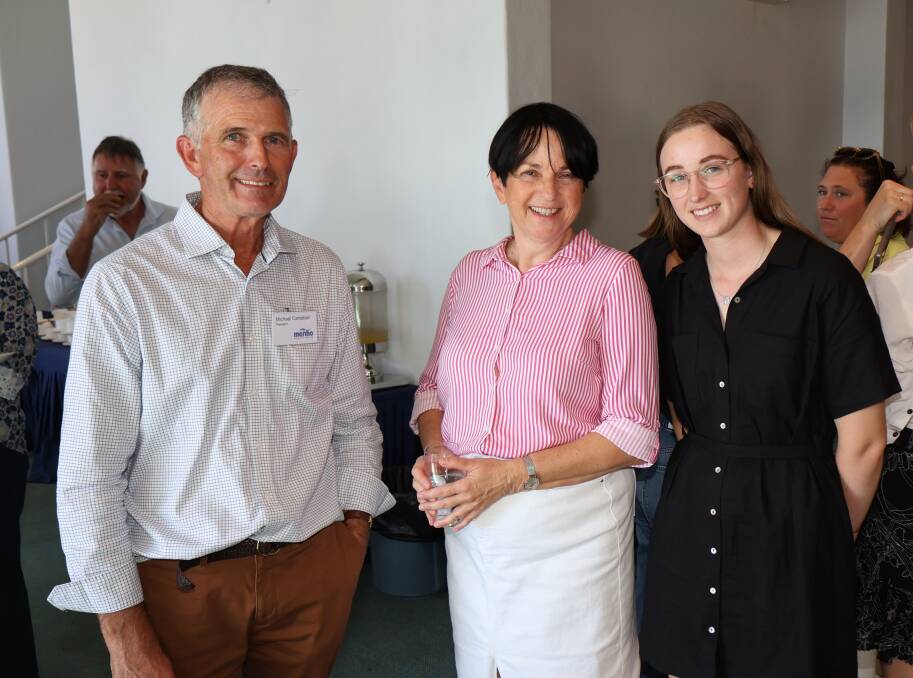 SMBAWA president Michael Campbell, Coromandel Poll Merino stud, Gairdner, with guest speakers UWA researcher and past Lefroy research fellow, Zoey Durmic and The Livestock Collective project co-ordinator Marion Lewis.
Ms Durmic spoke about an alternative feed additive to help with methane reduction in sheep while Ms Lewis discussed what The Livestock Collective is currently doing in its role in industry.
