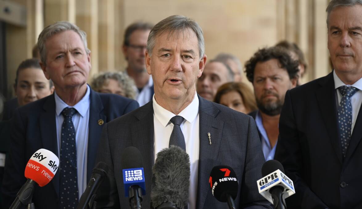Member for Roe Peter Rundle stood with colleagues, producers, businesses, and families set to be impacted by the ban set to do irreparable damage to the WA sheep industry. 