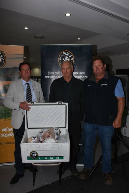 Al Whyte (centre), AJ & TJ Whyte, Kondinin, was congratulated by WAMMCO director Bill O'Keeffe (left), Gnowangerup and Westcoast Wool & Livestock Hyden agent Lincon Gangell on placing second in the small Merino supplier category.