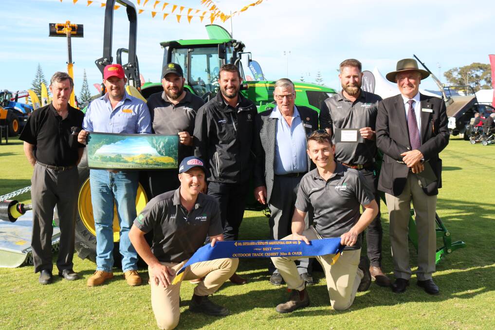 The team from AFGRI Equipment organised by Renae Spencer won best outdoor trade exhibit 30 metres and over. 