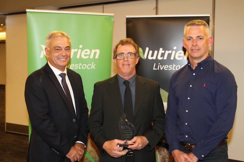Nutrien Livestock, Dandaragan/Badgingarra representative Damian Halls (centre), celebrated his recognition award for services to his area with Mr Giglia (left) and Mr Clayton.