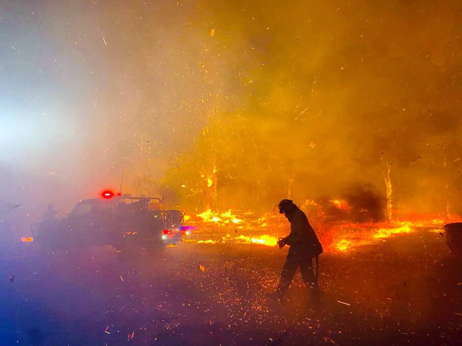 Firefighters have done an amazing job responding to fires across regional WA in recent weeks. Photo by DFES incident photographer Evan Collis.