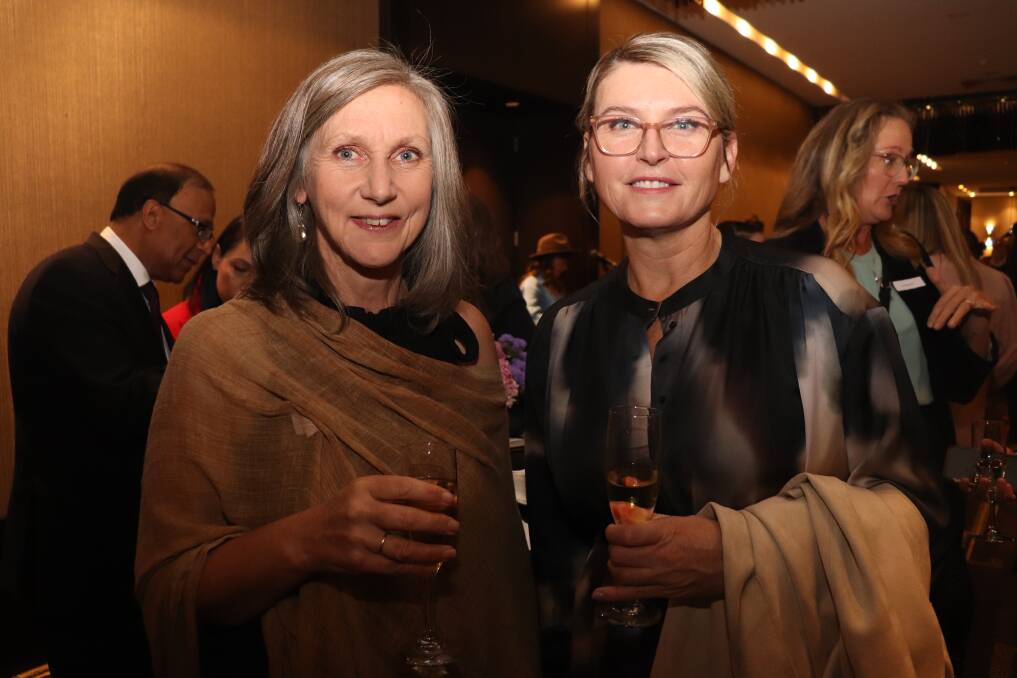 WA Rural Women's Award alumni chairwoman Lucy Anderton (left) and Member for the Agricultural Region MLC Sandra Carr.