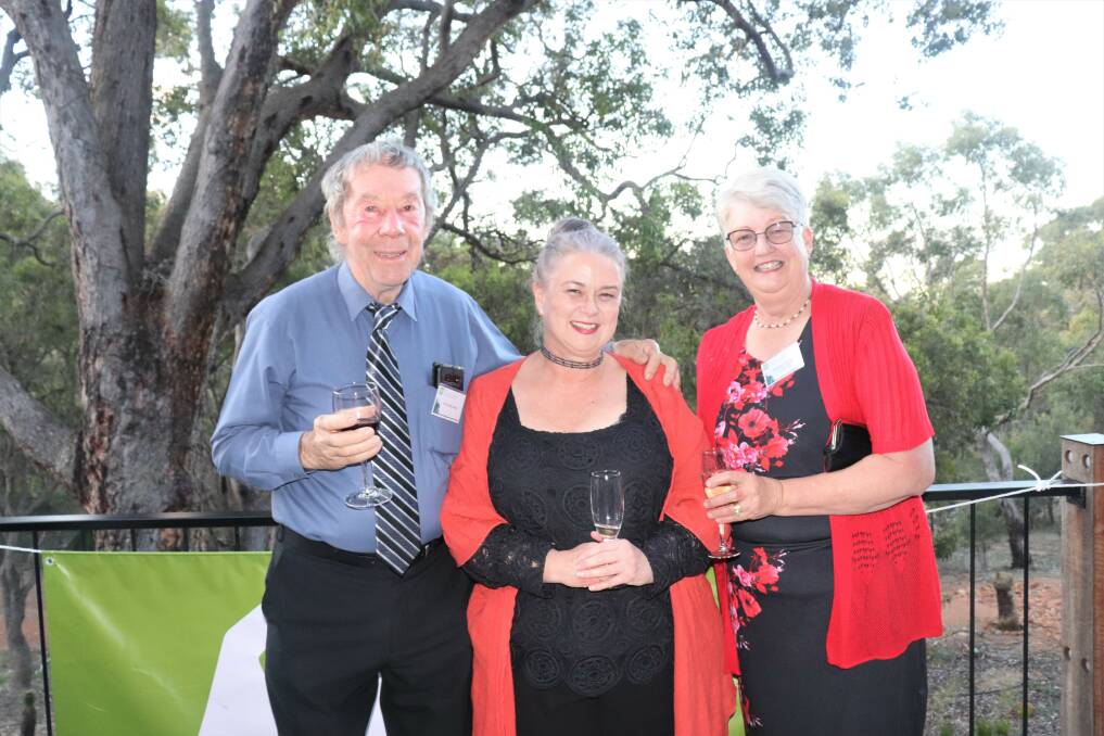 Deb Slater-Lee (centre), State NRM Office manager and awards judge, with Ross and Rhonda Williams, Albany. Ms Williams was also a judge for the 2021 WA Landcare Awards and is a past State and National Landcare award winner.