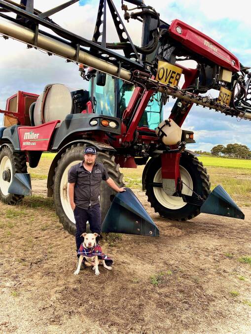 Wheatbelt spray contractor Trent Ridgway, Ridgway Contracting, and his 'trusted worker' Zara, with the E-Kay Crop Dividers on his Miller Nitro sprayer.