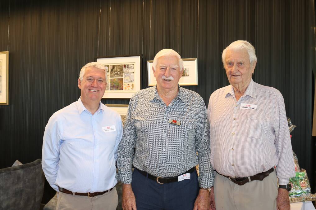 Farm Weekly general manager Trevor Emery (left), shared a joke with fellow EPEA members Barry Court, City Beach and Kevin Kerr, Bull Creek.