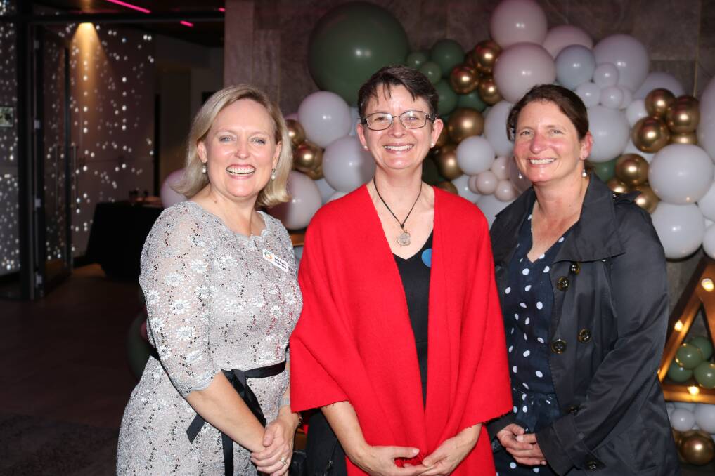 GGA board director and Facey Group executive officer Kelly Manton-Pearce (left), Yealering, GRDC grower relationships manager Jo Wheeler and Michelle Gethin, Agricultural Women Wheatbelt East at the entrance to the Aloft Hotel rooftop bar.