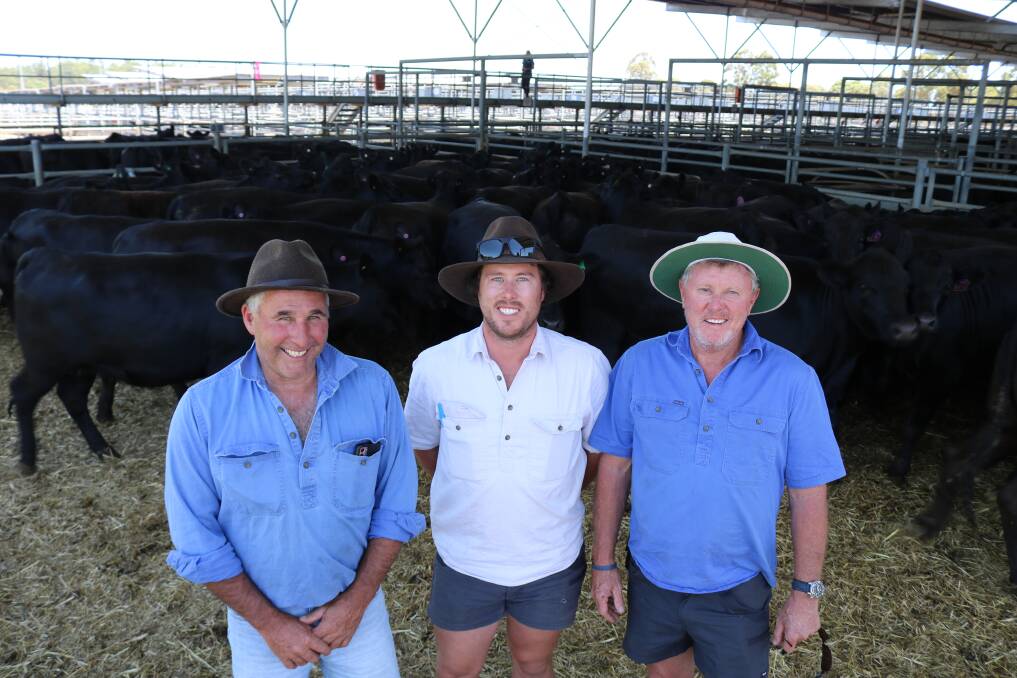 Eric Patterson (left), Woodanilling, with buyers, his son-in-law Hamish Ball and Mr Ball's father William, Ball Farming, Torbay, who finished with 105 Angus females.
