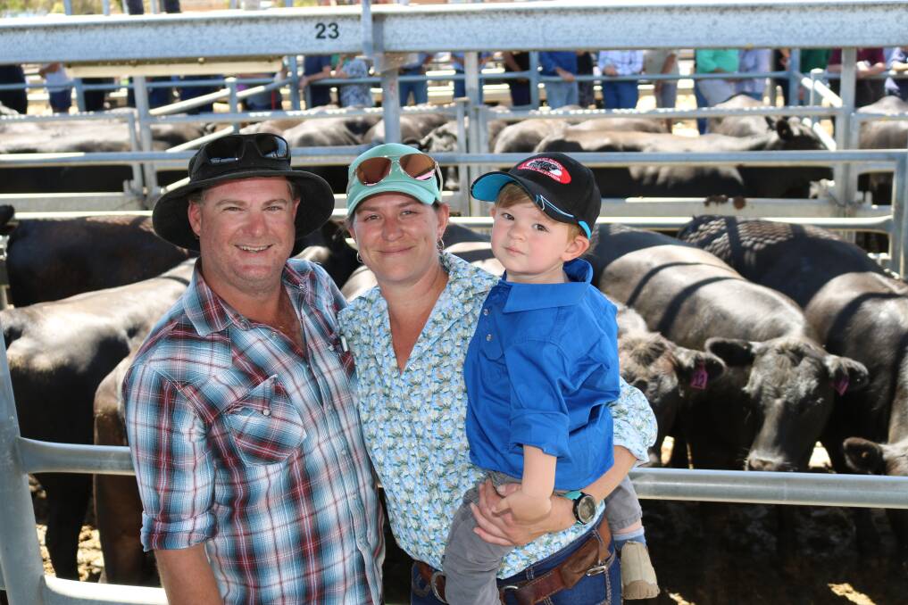 Glen and Libby Forbes with son Oscar, 2, Dundeal Holdings, Narrikup, were the day's biggest vendors offering 180 mostly Coonamble blood Angus heifers mated to Angus.