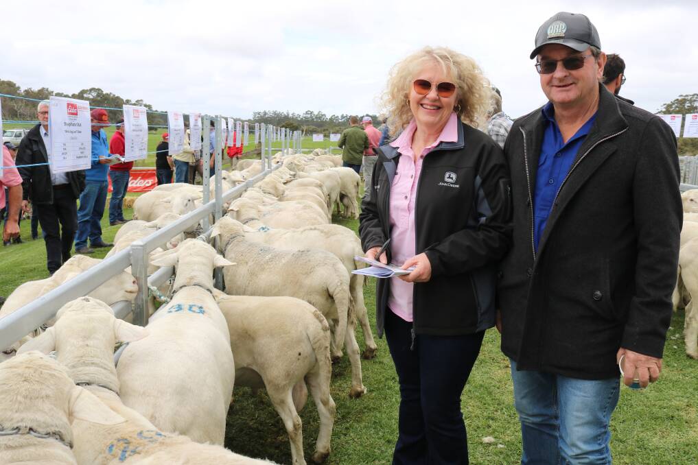 Commercial producers Joanna and Tony Slattery, Gnowellen, have been SheepMaster clients since the beginning and marked their selections in their catalogue.