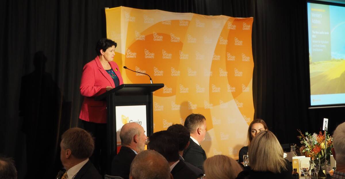 WA Agriculture and Food Minister Jackie Jarvis speaking to guests at the GrainGrowers Limited dinner in Perth last week.