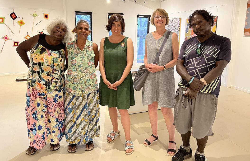 Kununurra exhibition, Waringarri Aboriginal Arts, showing, Agnes Armstrong (left), Dora Griffiths, Lia McKnight, Annette Davis, and David Brown. Photo by Cathy Cummins.