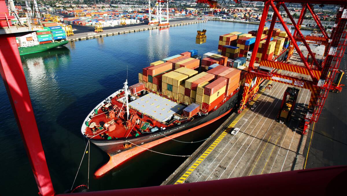 Industrial action on Australias wharves has cost the Australian economy $1.34 billion since October last year, according to stevedore DP World. Picture supplied