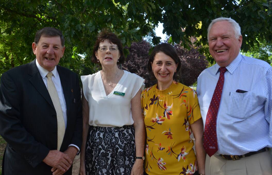 PAYING A VISIT: Mayor Reg Kidd, Nationals candidate Kate Hazelton, Premier Gladys Berejiklian and Parliamentary Secretary for Western NSW Rick Colless. 