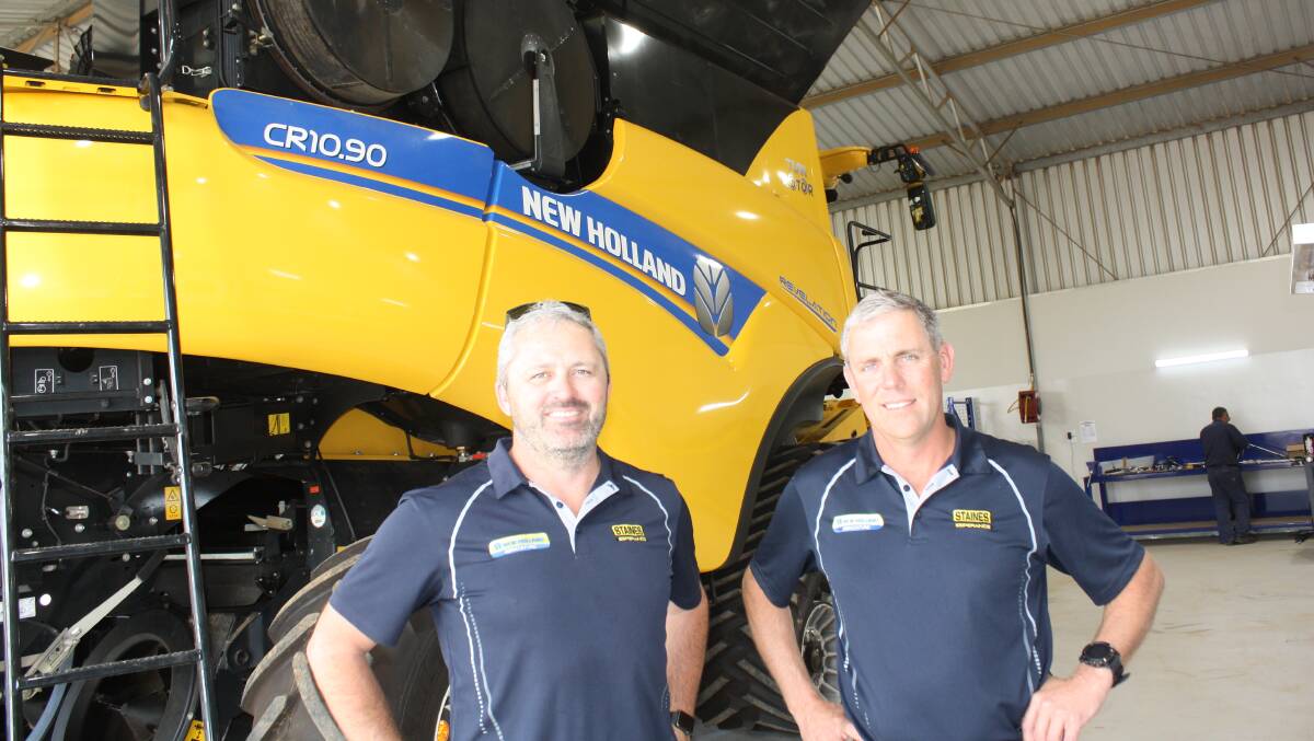 Ready to demonstrate the New Holland CR10.90 Revelation header are Staines Esperance salesman Dale Guest (left) and dealer principal Simon Staines.