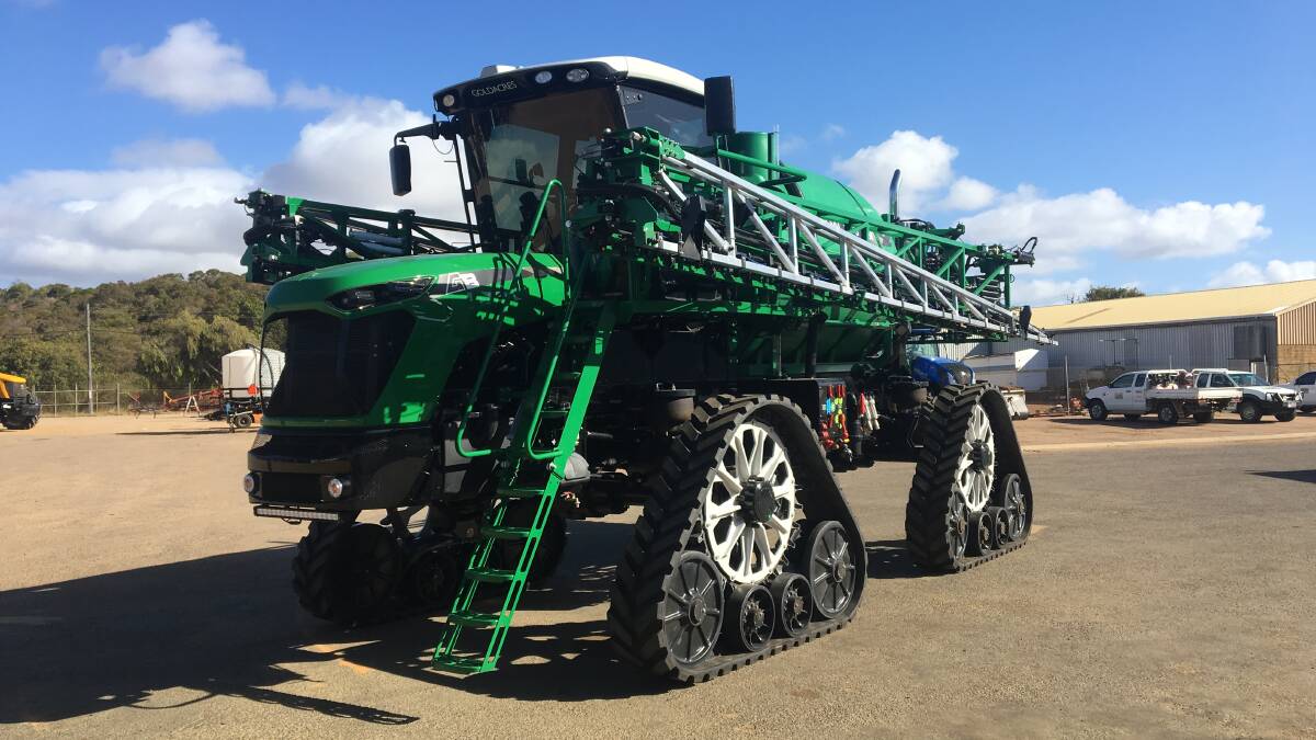 Australian manufacturer Goldacres was first out of the gates, releasing its new G8 track model. Featuring four independent Soucy tracks it also sported a new 48 metre tri-fold boom with spray widths of 20, 36 and 48m.
