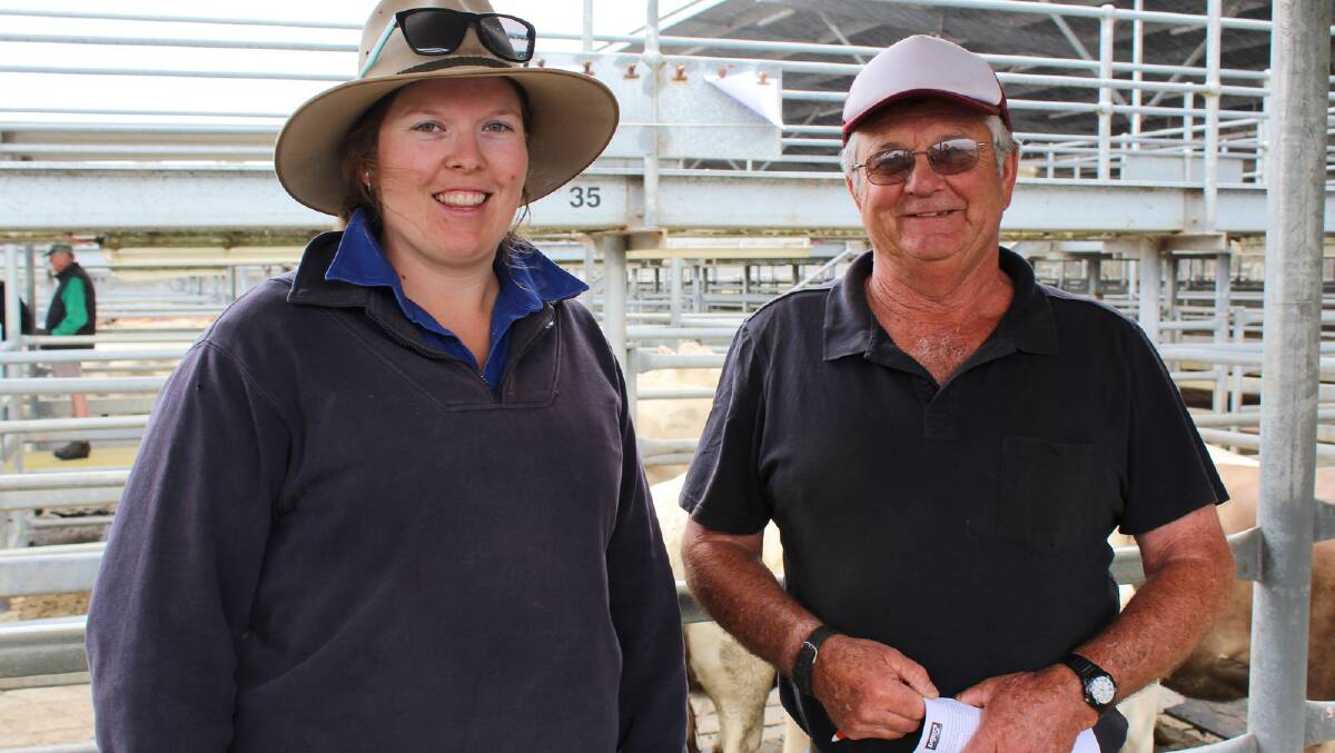 Neighbours Sarah Stutley, Gnowangerup and Greg Hinkley, WA Hinkley & Co, Gnowangerup, caught up at the Ray Norman Memorial Elders Breeder Sale on Monday. Mr Hinkley secured several lines of females at the sale paying to a top of $2000 for a pen of six Angus cows.