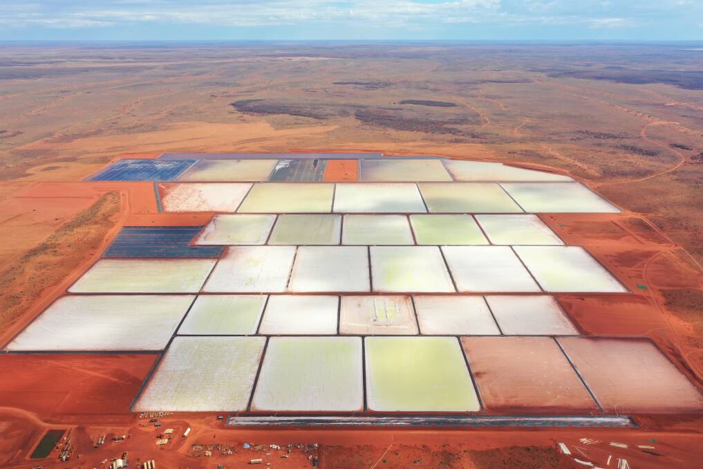 A series of evaporation ponds gradually convert brine from nearby salt lakes to a mixed salts raw product that is processed into Sulphate of Potash fertiliser at Beyondie.
