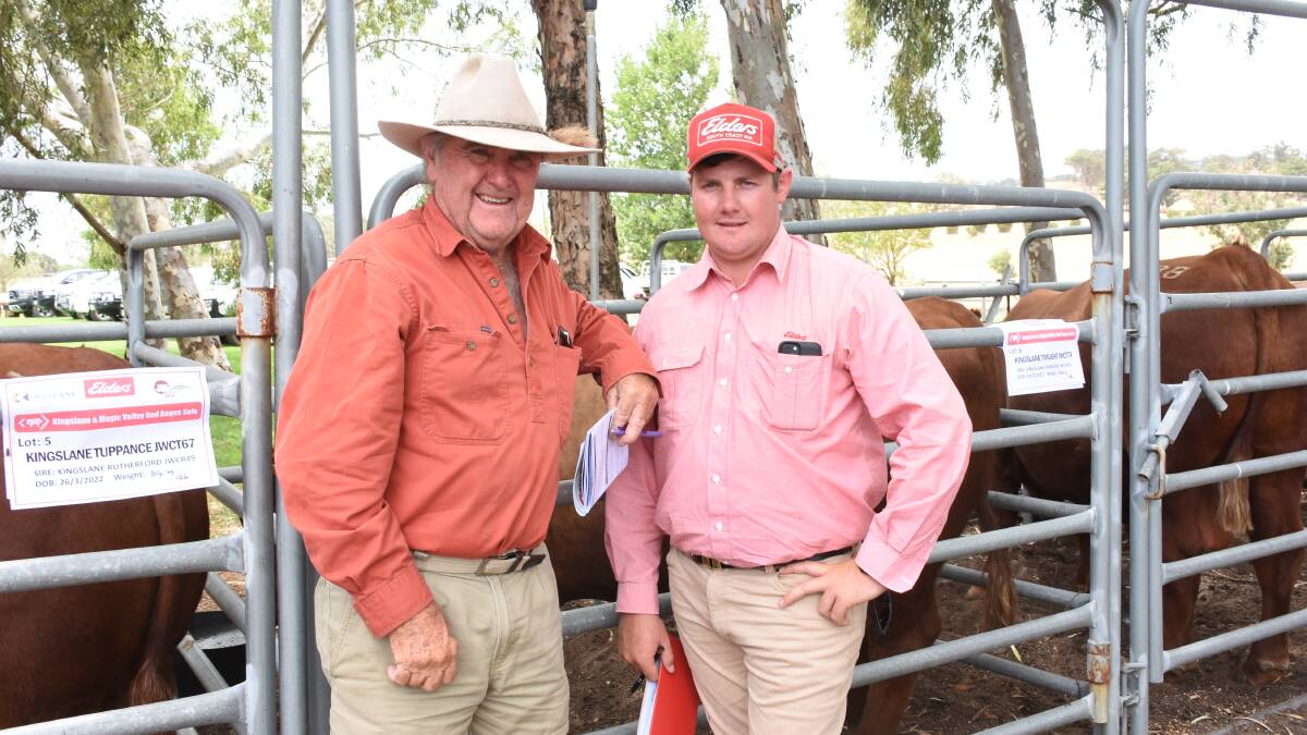Leigh McLarty (left), Blythewood Pastoral Co, Pinjarra, looked over the bulls on offer with Elders, Donnybrook representative Pearce Watling. In the auction Mr McLarty purchased two Kingslane bulls both at $5000.

