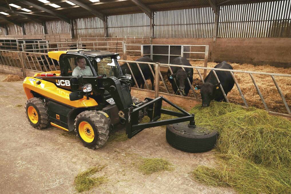 The versatile JCB 516-40 is the smallest telehander in the JCB range, yet it combines the features of a skid-steer, wheeled loader and forklift.