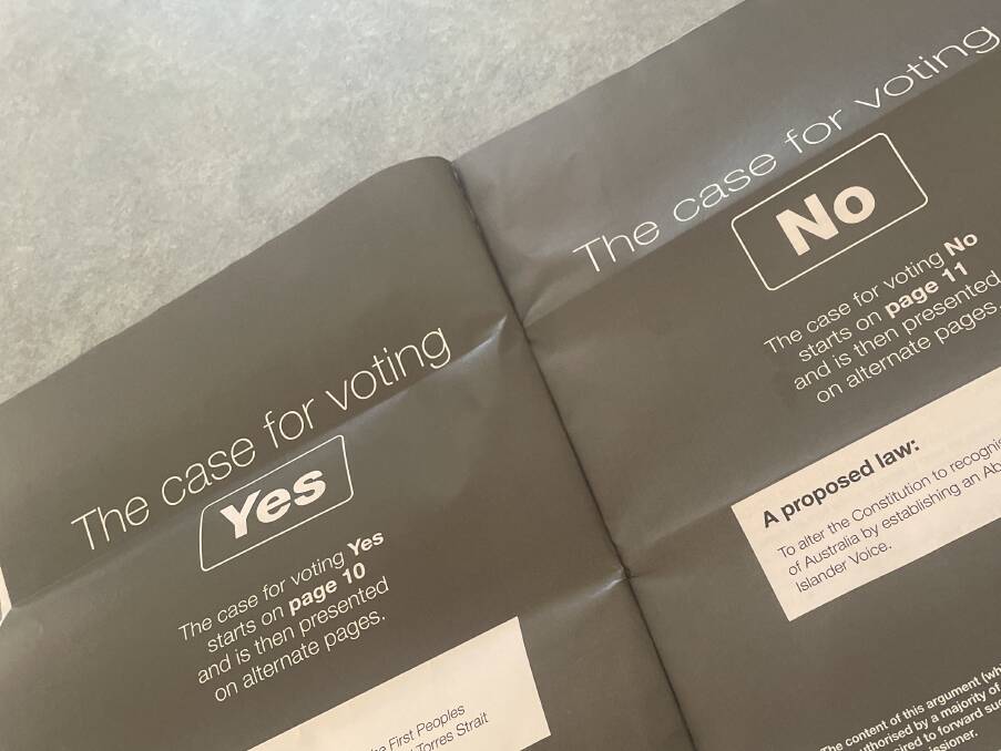 The formal voting instructions for the referendum are to clearly write either 'yes' or 'no', in full, in English.